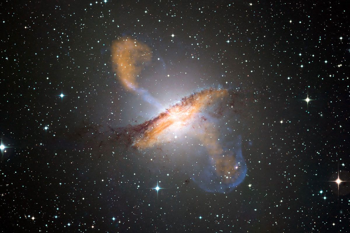 ستاره‌شناس‌ها کهکشان رادیویی ۱۰۰ برابر بزرگ‌تر از راه شیری را کشف کردند